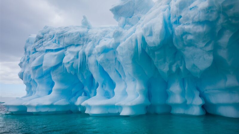 Nouvelle fragmentation du plus grand iceberg de l’Antarctique